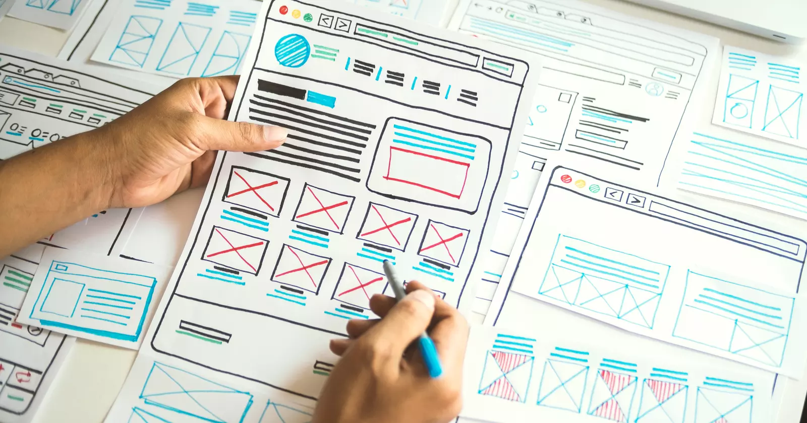 Weboldal tervek készítése a Figma webdesigner programmal. Modern, letisztult, a személyes céloknak megfelelő modern weboldal készítését vállaljuk. 
